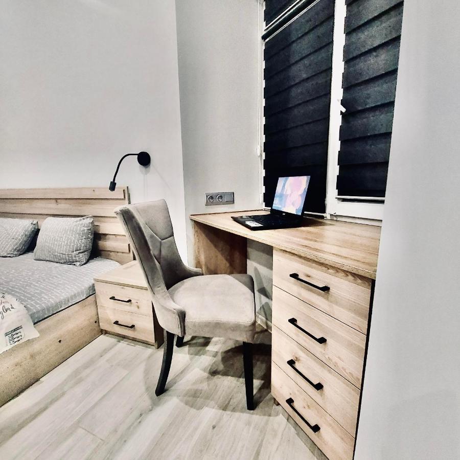 Apartments Pekarska Centr - Світло Є! Львов Экстерьер фото