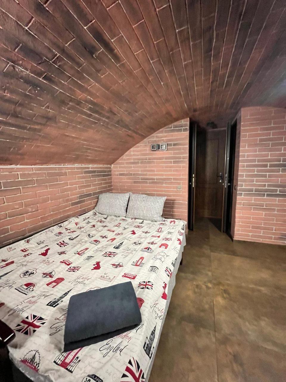 Apartments Pekarska Centr - Світло Є! Львов Экстерьер фото